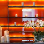 Hotell Lajadira & 4*