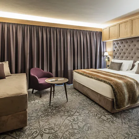 Lajadira & Кортина-д'Ампеццо