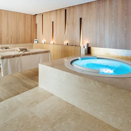 Отель Lajadira & Кортина-д'Ампеццо