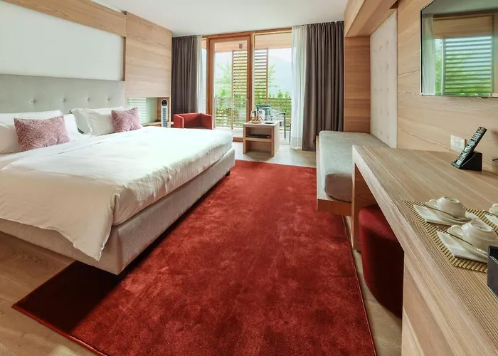 Hotel Lajadira &