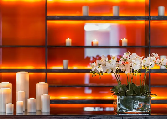 Hotel Lajadira & 4*