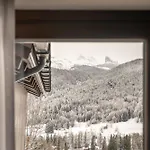 Lajadira & Hotel 4*