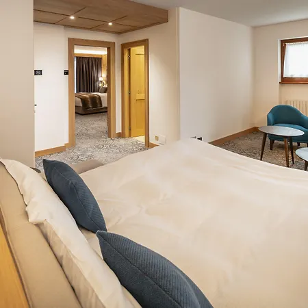 Lajadira & Otel 4*