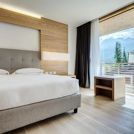 Hotel Lajadira & Cortina d'Ampezzo